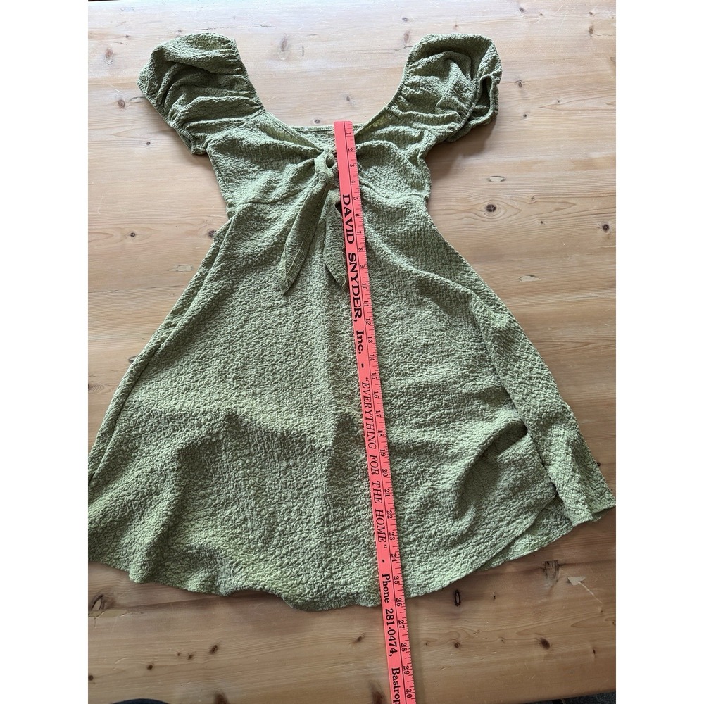 Women's Green Textured Square Neck Puff Sleeve Tie-Front Mini Dress M - Picture 2 of 4